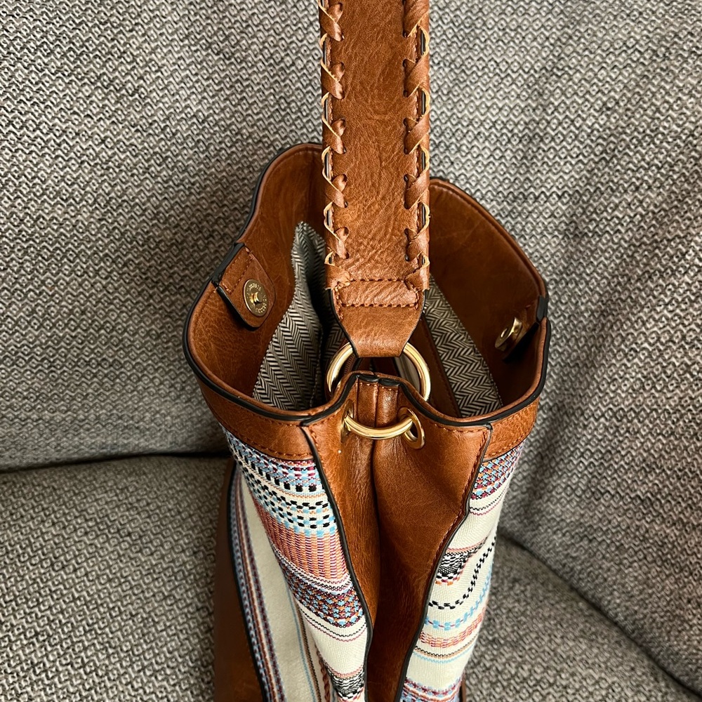 BOHO VEGAN LEADER PURSE size 11x9.5